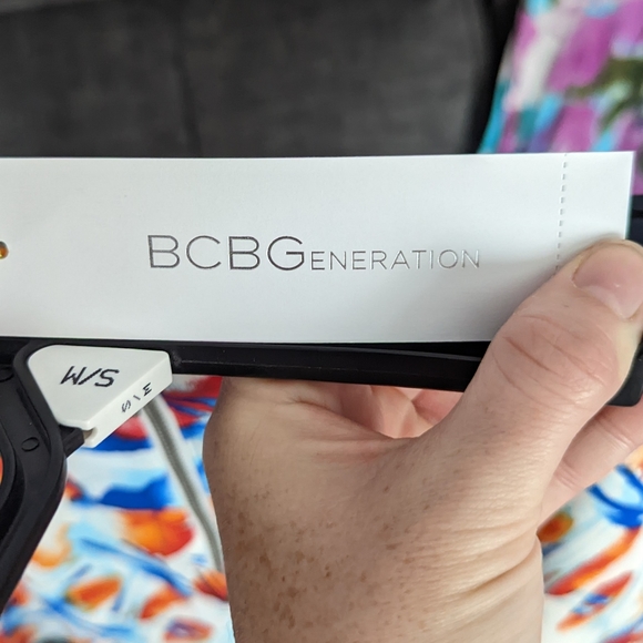 BCBGeneration Passion Mu Mini Flare Skirt Size 6 - Picture 6 of 8